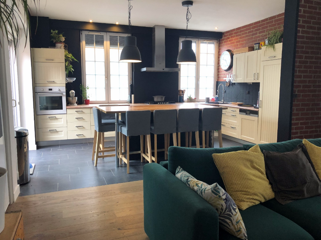 Wattrelos maison de 219 m2 avec garage Photo 2 - JLW Immobilier Wattrelos maison de 219 m2 avec garage Photo 2 - JLW Immobilier