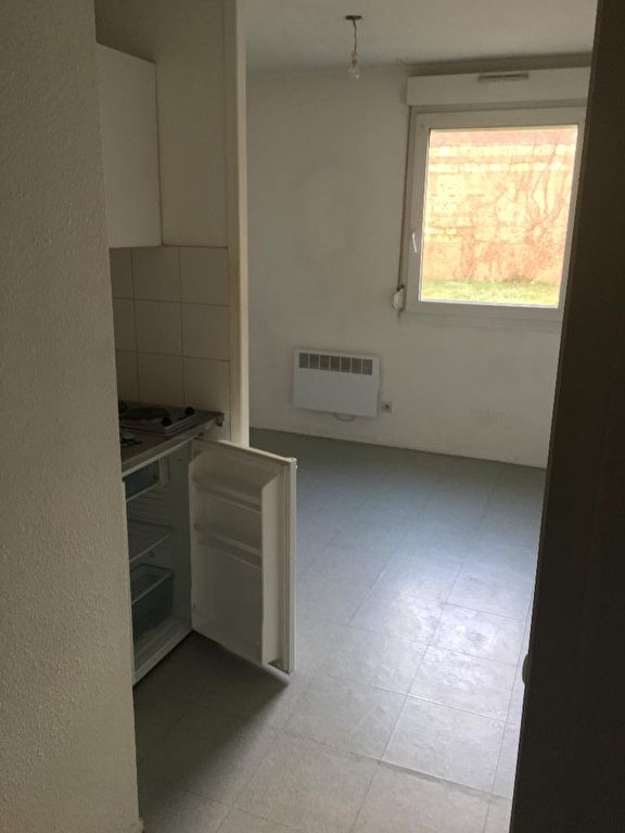 Qis ll152 studio non meuble de 1777m rue d iena Photo 4 - JLW Immobilier