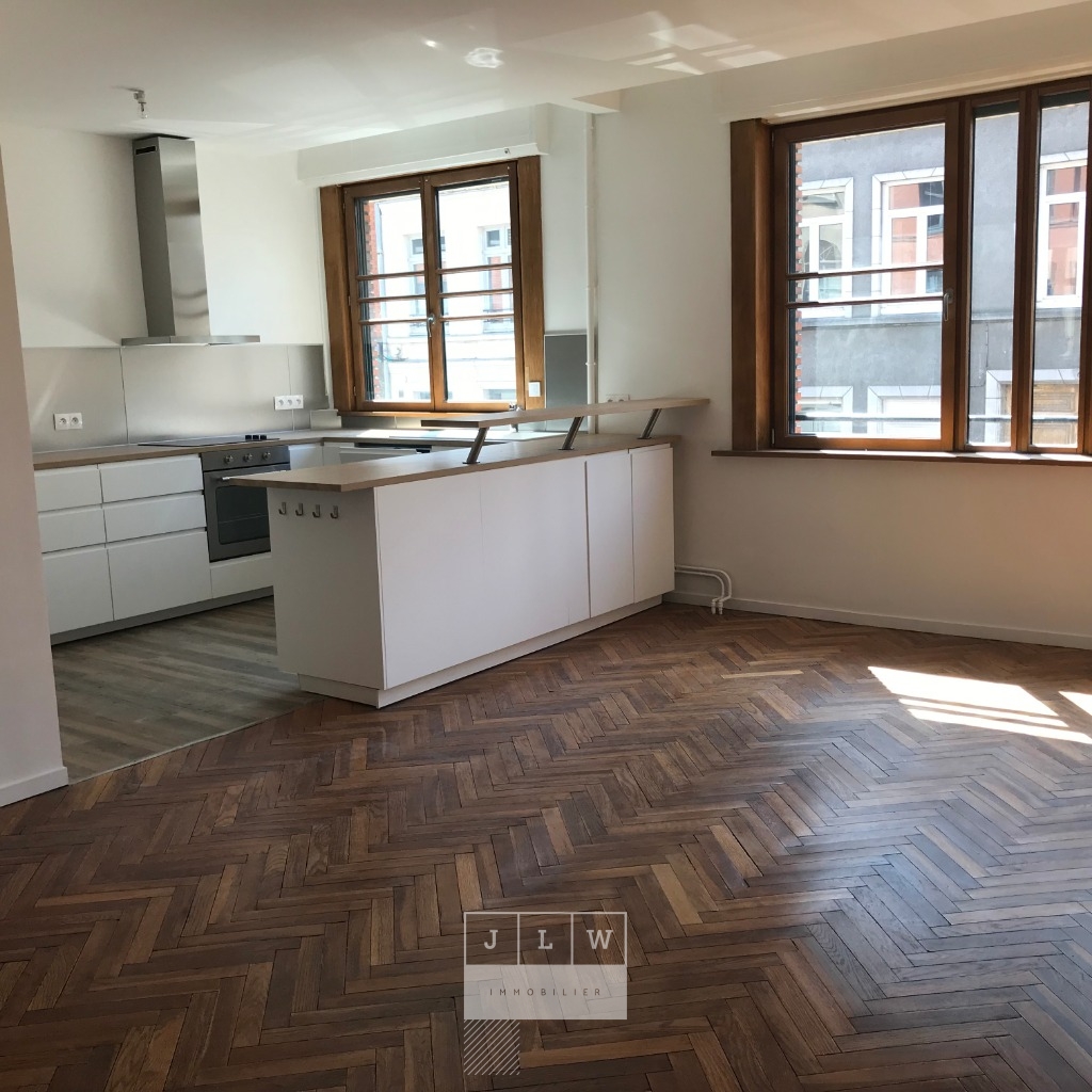 Vieux lille 58m garage exterieur non meuble Photo 2 - JLW Immobilier Vieux lille 58m garage exterieur non meuble Photo 2 - JLW Immobilier