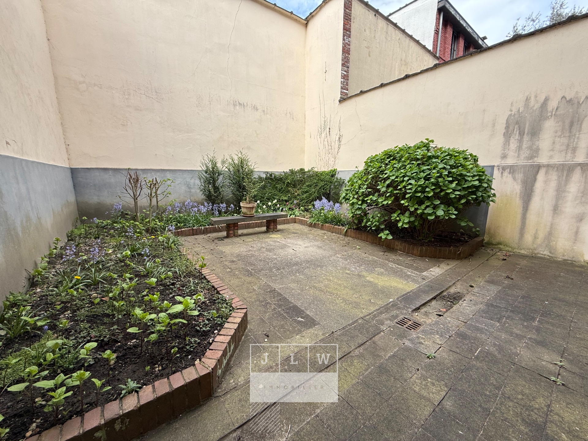 Rzm ll152 vieux lille garage exterieur non meuble Photo 3 - JLW Immobilier