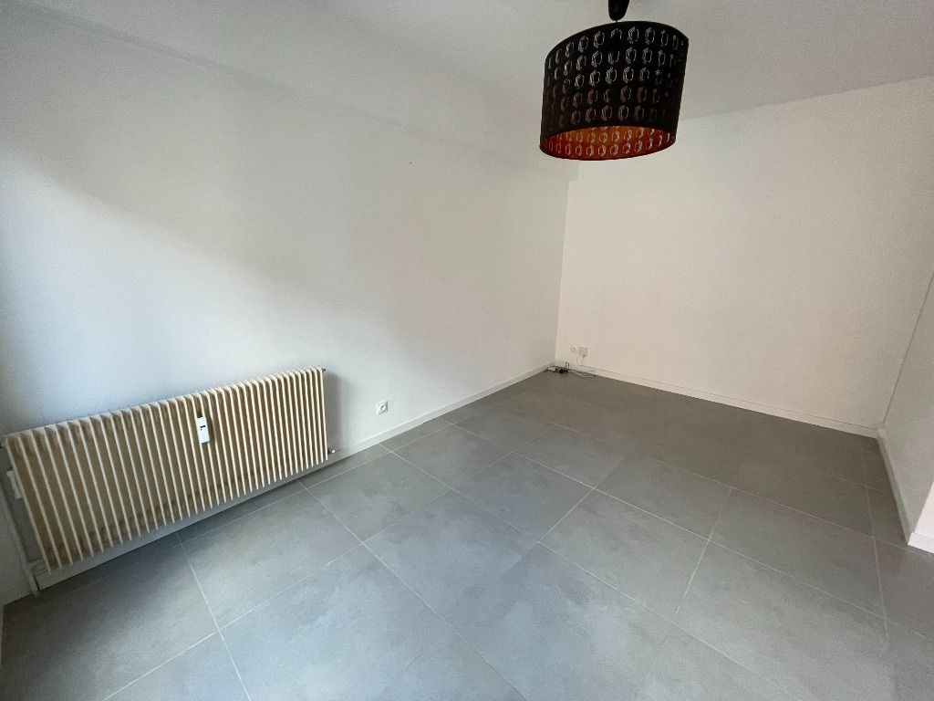 Seh jm63 lille solferino t1 de 2916m parking Photo 5 - JLW Immobilier