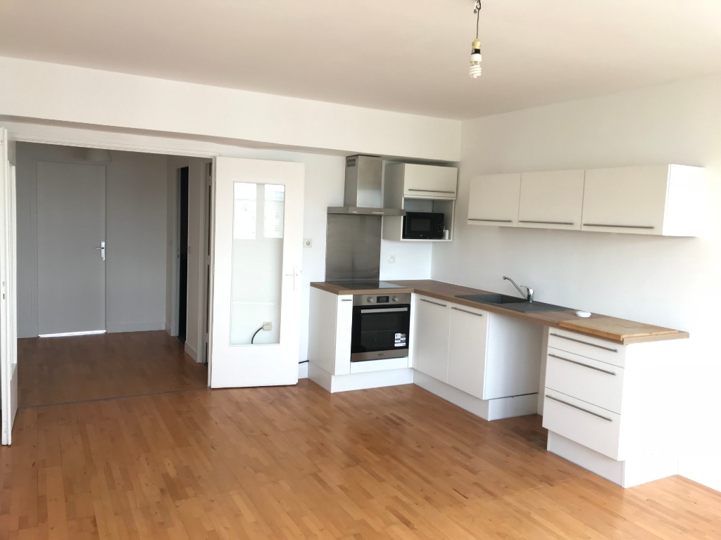 Smp ll152 type 3 refait  neuf avec garage  centre gares Photo 1 - JLW Immobilier