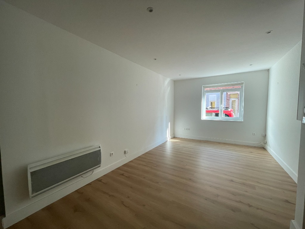 Tfm ll152 lambersart canteleu t2 43 35m2 non meuble Photo 3 - JLW Immobilier Tfm ll152 lambersart canteleu t2 43 35m2 non meuble Photo 3 - JLW Immobilier