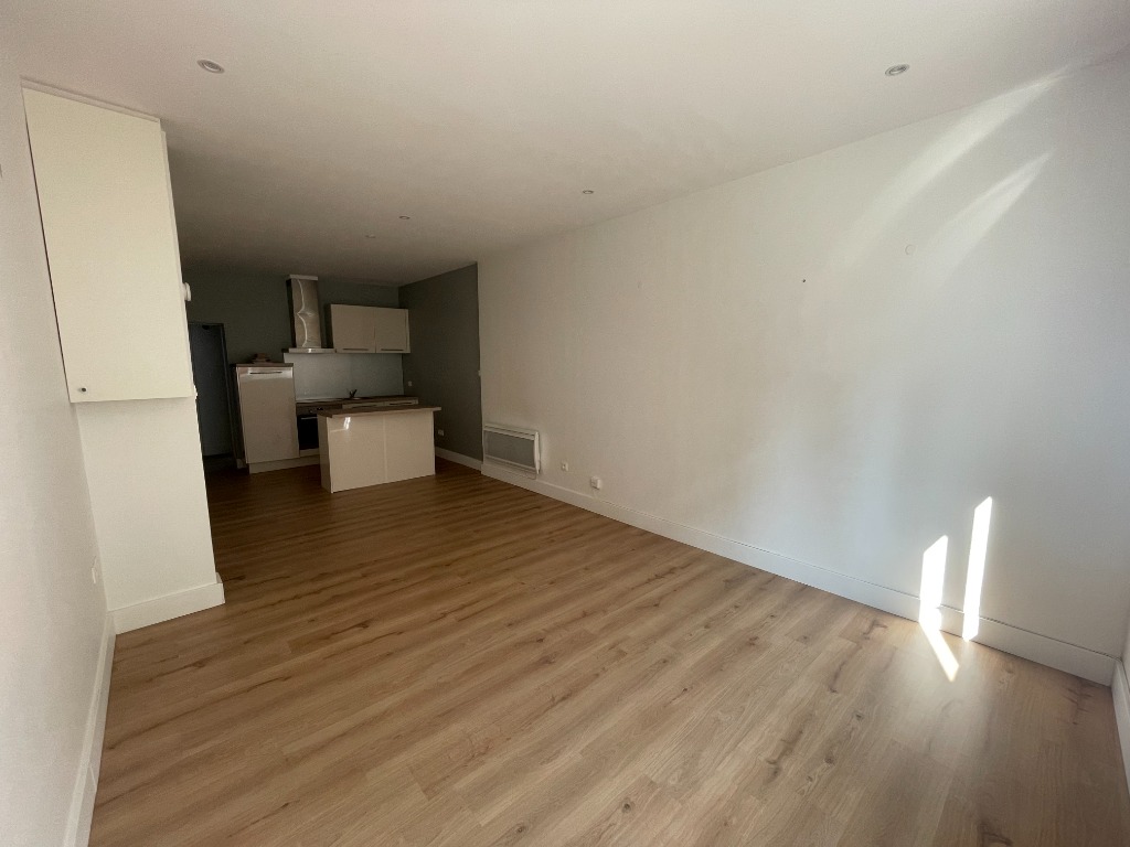 Tfm ll152 lambersart canteleu t2 43 35m2 non meuble Photo 10 - JLW Immobilier Tfm ll152 lambersart canteleu t2 43 35m2 non meuble Photo 10 - JLW Immobilier