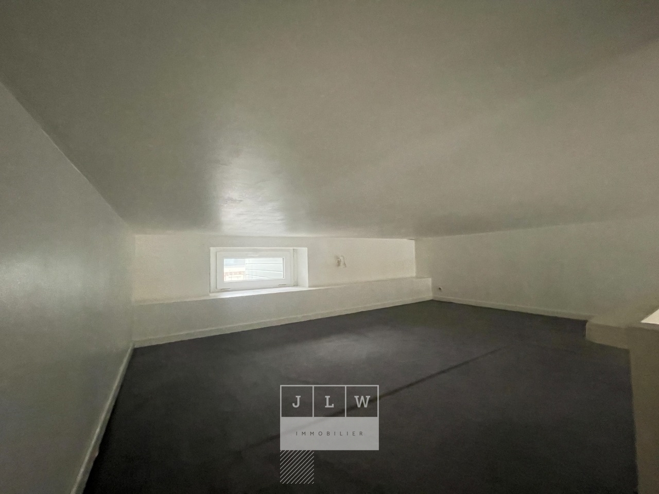 Tlw sr123 republique type 1 bis de 2647m non meuble Photo 5 - JLW Immobilier