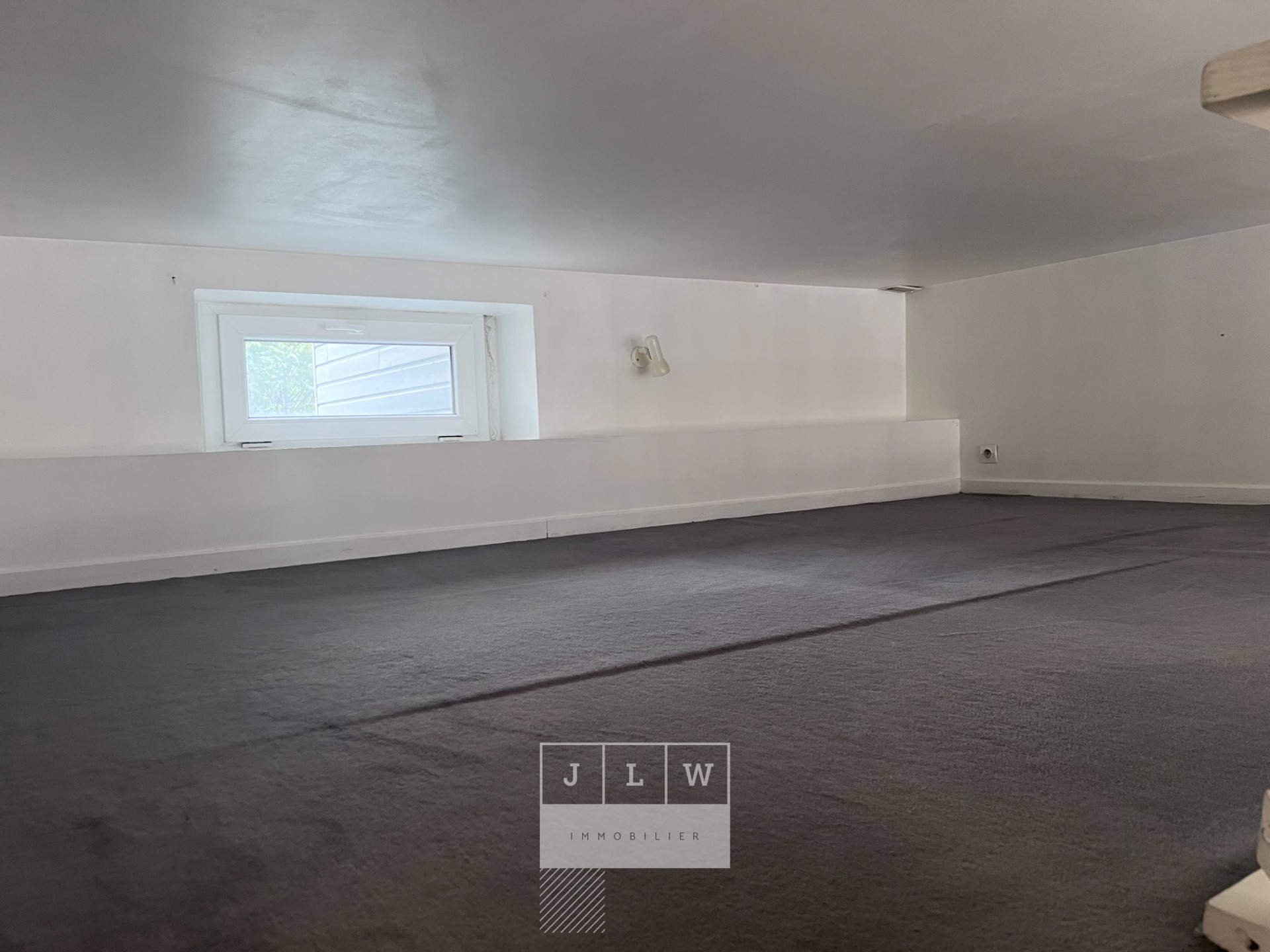 Tlw sr123 republique type 1 bis de 2647m non meuble Photo 10 - JLW Immobilier