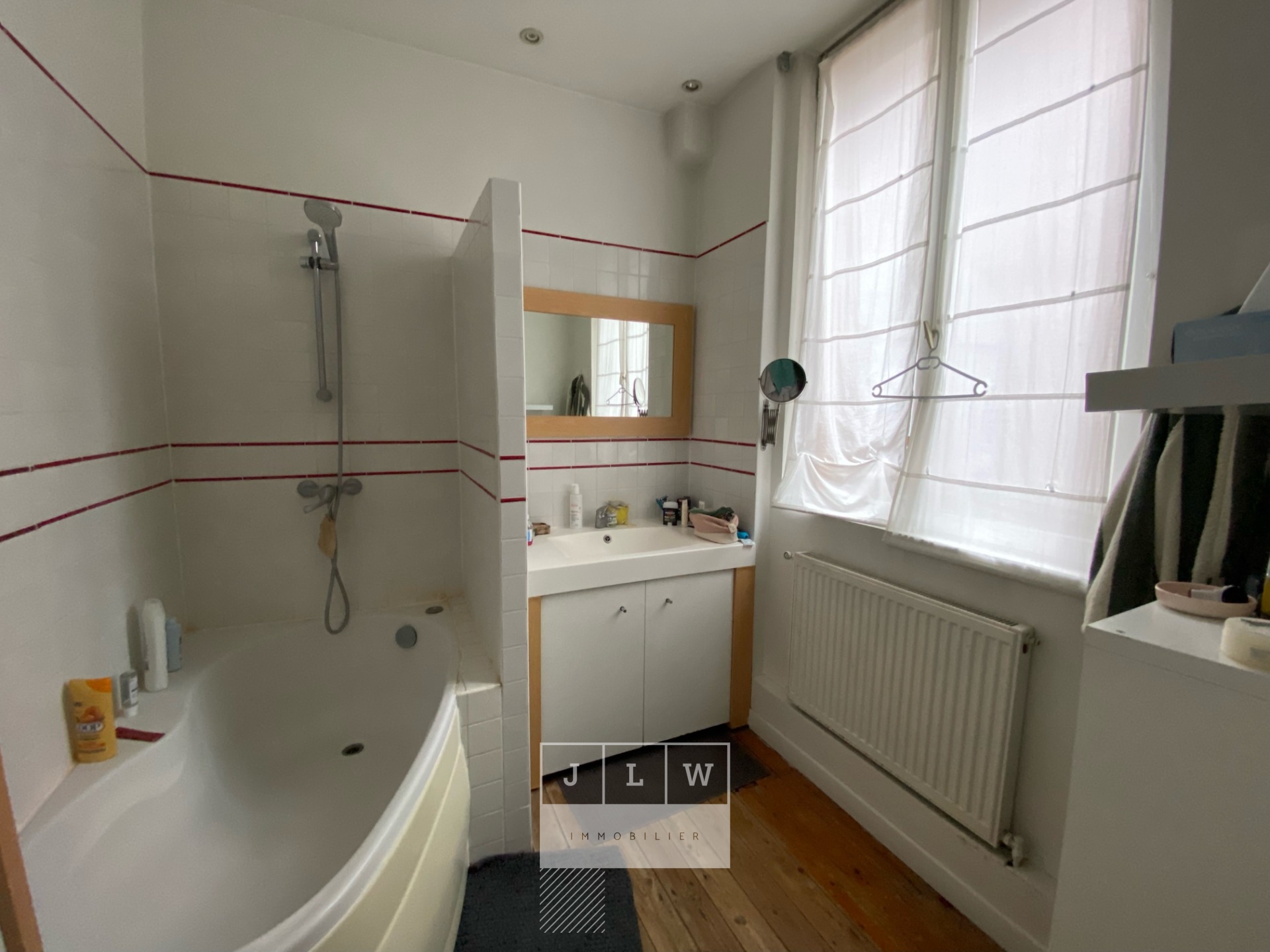 Mis en vente proximite grand place vaste t3 avec cachet Photo 8 - JLW Immobilier