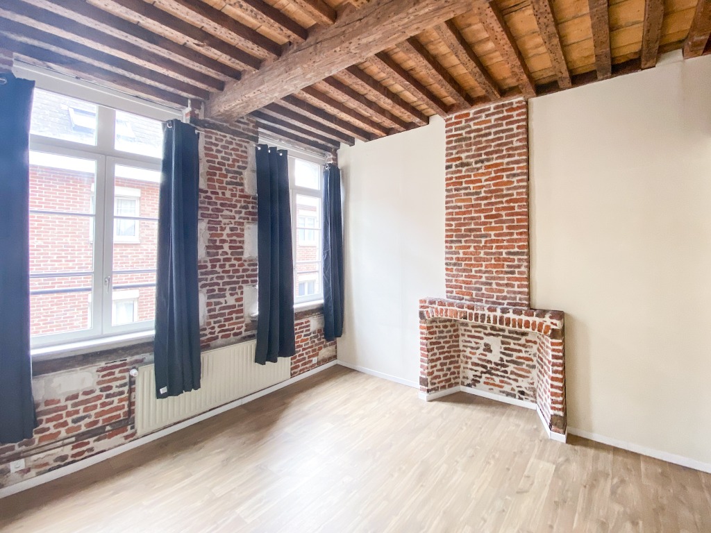Maison xviii eme au coeur du vieux lille Photo 1 - JLW Immobilier