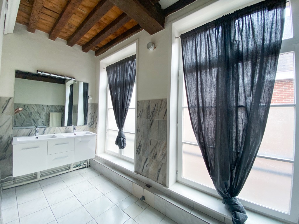 Maison xviii eme au coeur du vieux lille Photo 7 - JLW Immobilier