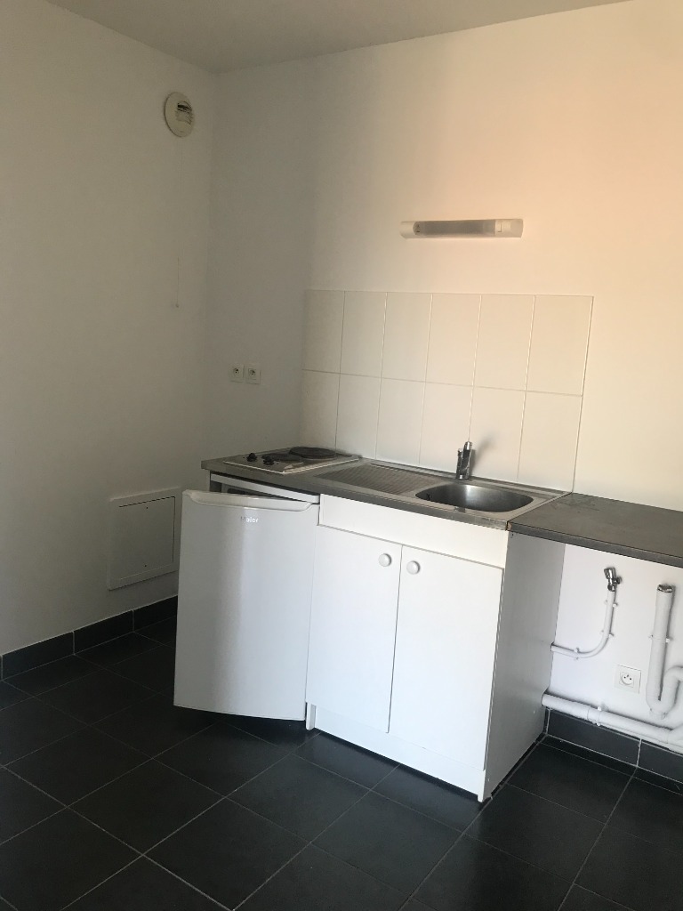 Val sr123 t2 non meuble en residence calme la madeleine Photo 2 - JLW Immobilier