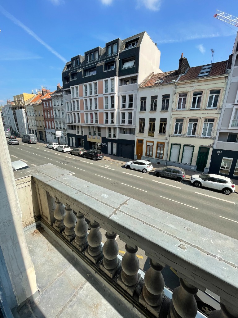 Voc ll152 rue solferino t2 meuble avec parking et balcon Photo 4 - JLW Immobilier