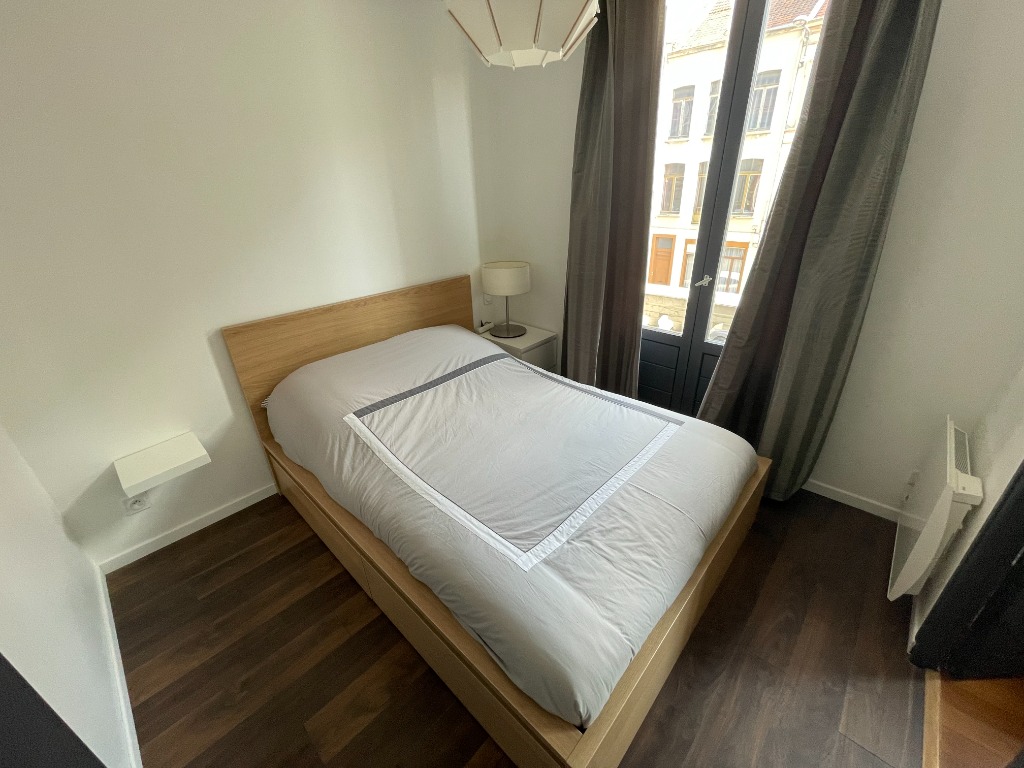 Voc ll152 rue solferino t2 meuble avec parking et balcon Photo 5 - JLW Immobilier