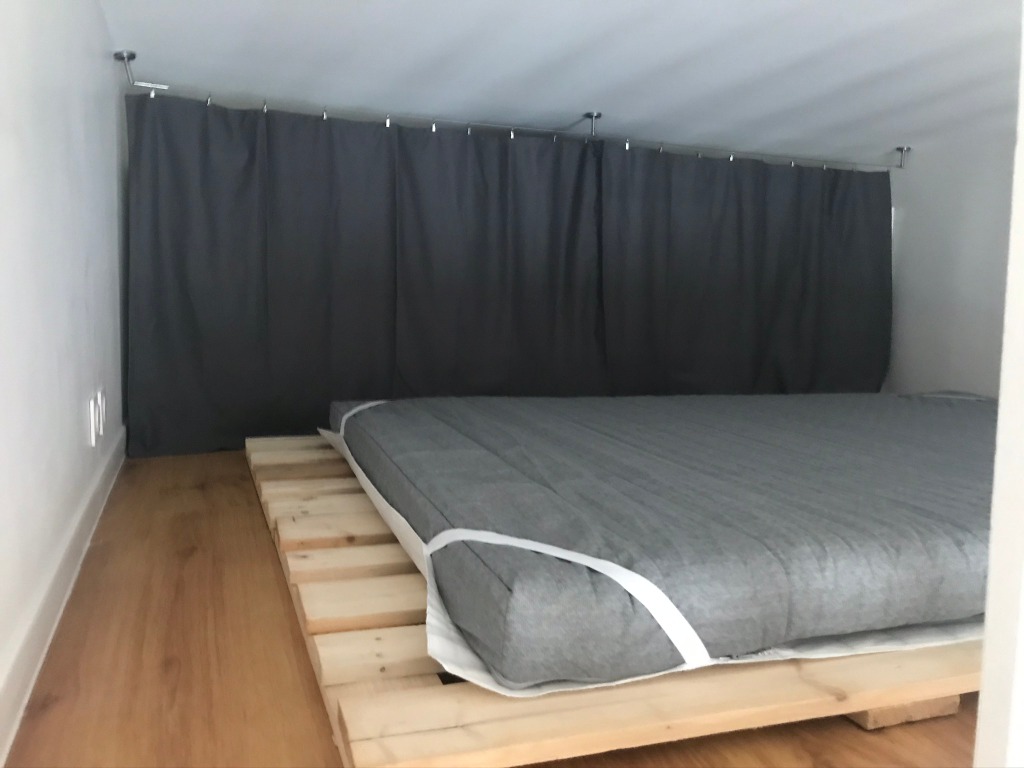 Mise en vente a jlw lebon studio avec mezzanine meuble Photo 3 - JLW Immobilier