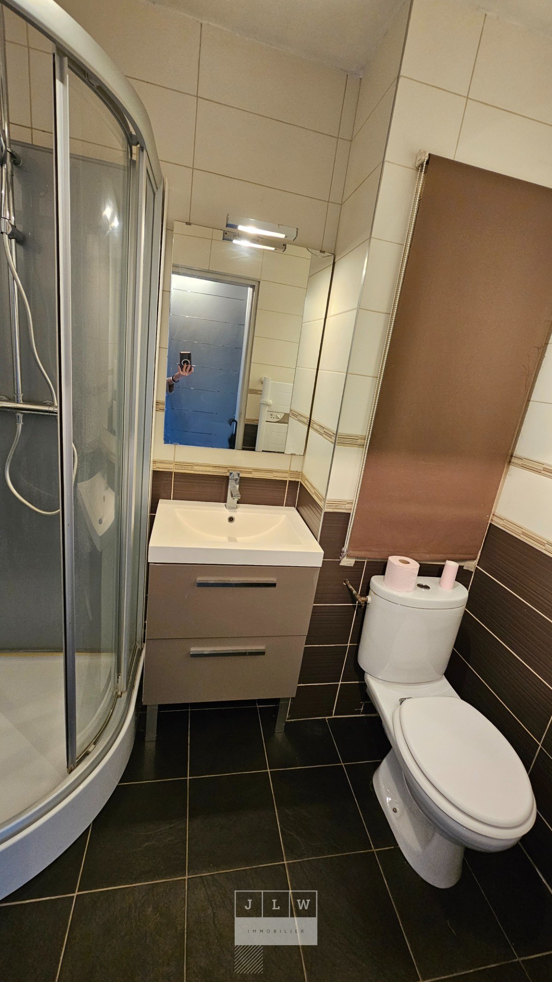 Vpe ll152 t1 non meuble 318m secteur republique Photo 8 - JLW Immobilier Vpe ll152 t1 non meuble 318m secteur republique Photo 8 - JLW Immobilier