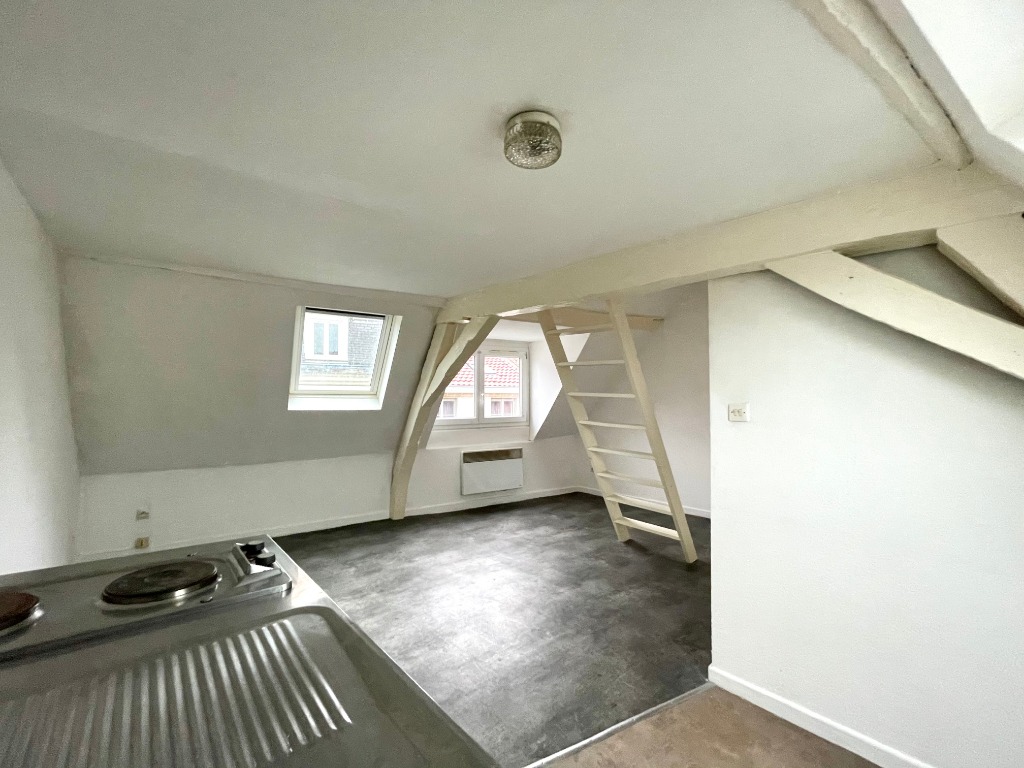 Studio dernier etage sainte catherine Photo 3 - JLW Immobilier