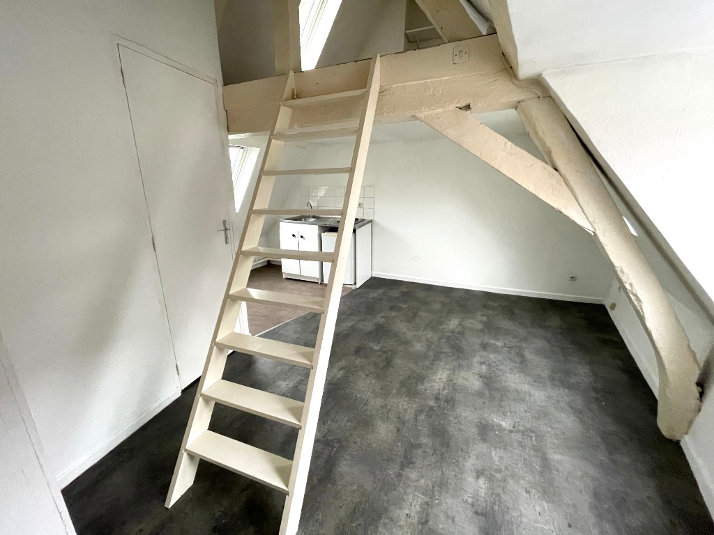 Studio dernier etage sainte catherine Photo 4 - JLW Immobilier