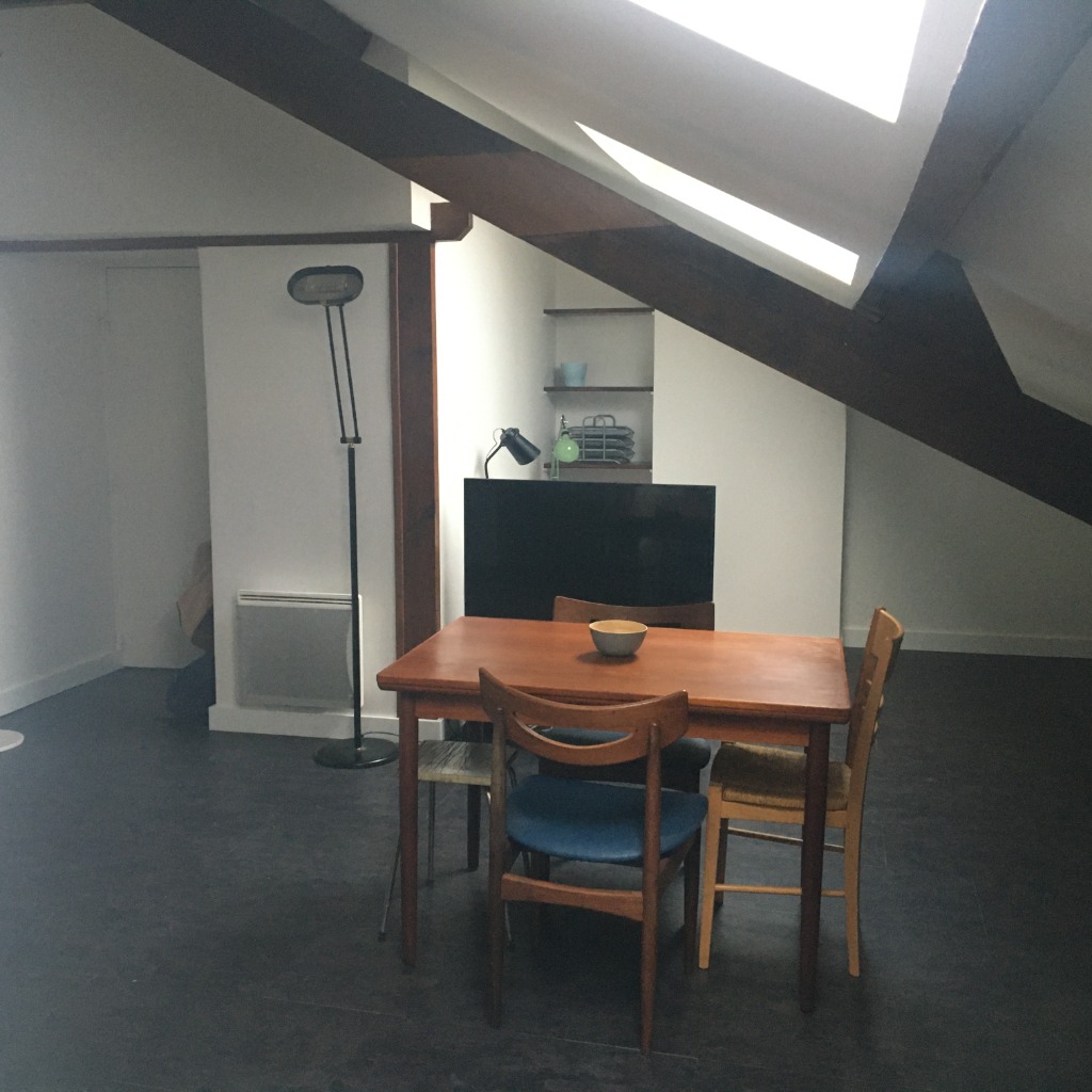 Wty lille saint michel beau t1 bis meuble de 2187m Photo 3 - JLW Immobilier Wty lille saint michel beau t1 bis meuble de 2187m Photo 3 - JLW Immobilier