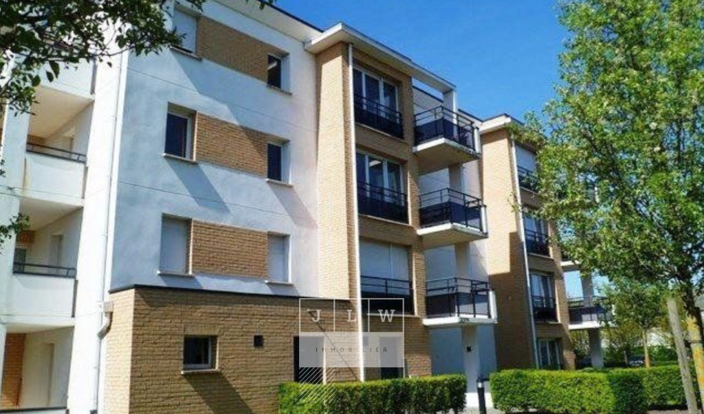 T2 en residence avec terrasse et parking Photo 1 - JLW Immobilier T2 en residence avec terrasse et parking Photo 1 - JLW Immobilier