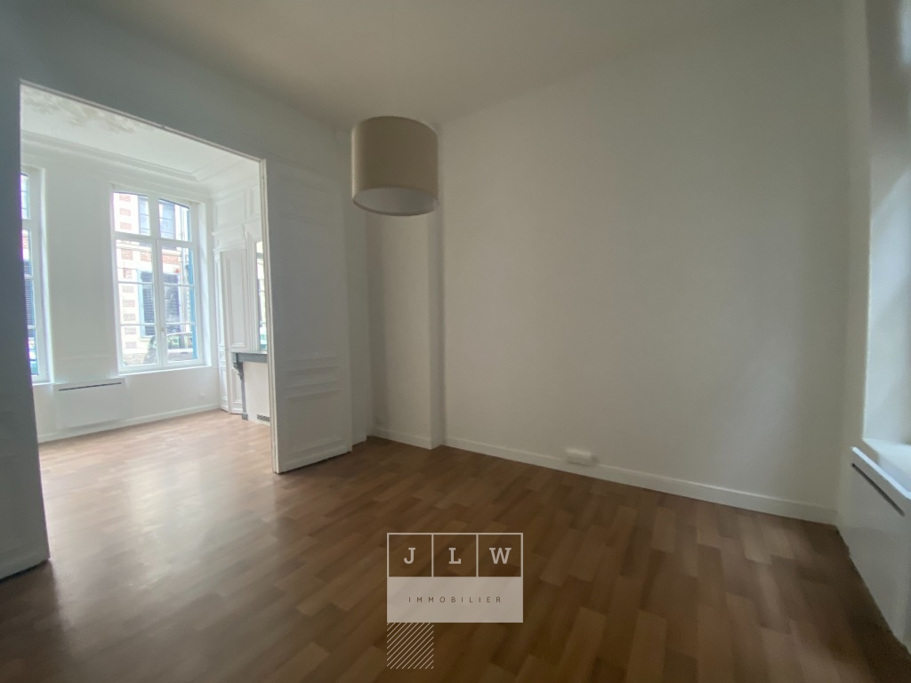 Xda sr123 t2 non meuble rue leonard danel Photo 1 - JLW Immobilier
