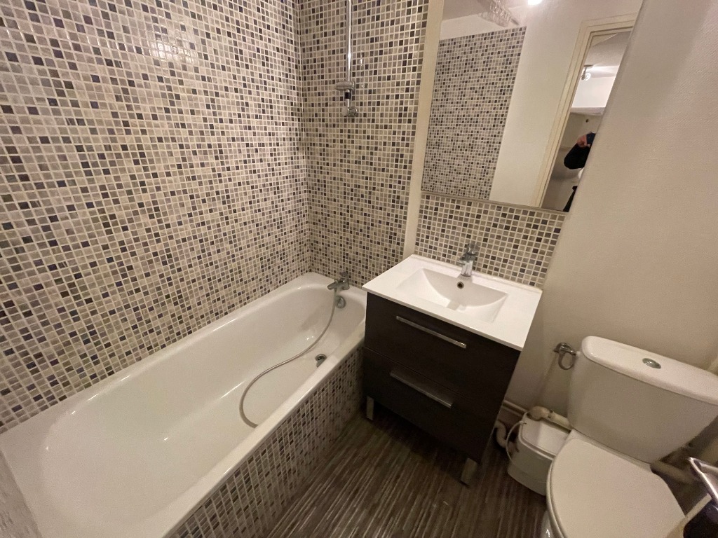 Immeuble de rapport 5 lots rue royale Photo 4 - JLW Immobilier