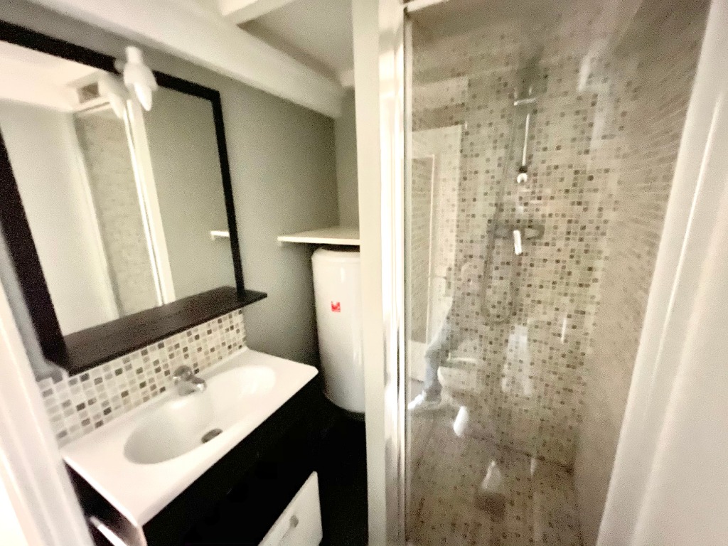 Immeuble de rapport 5 lots rue royale Photo 6 - JLW Immobilier