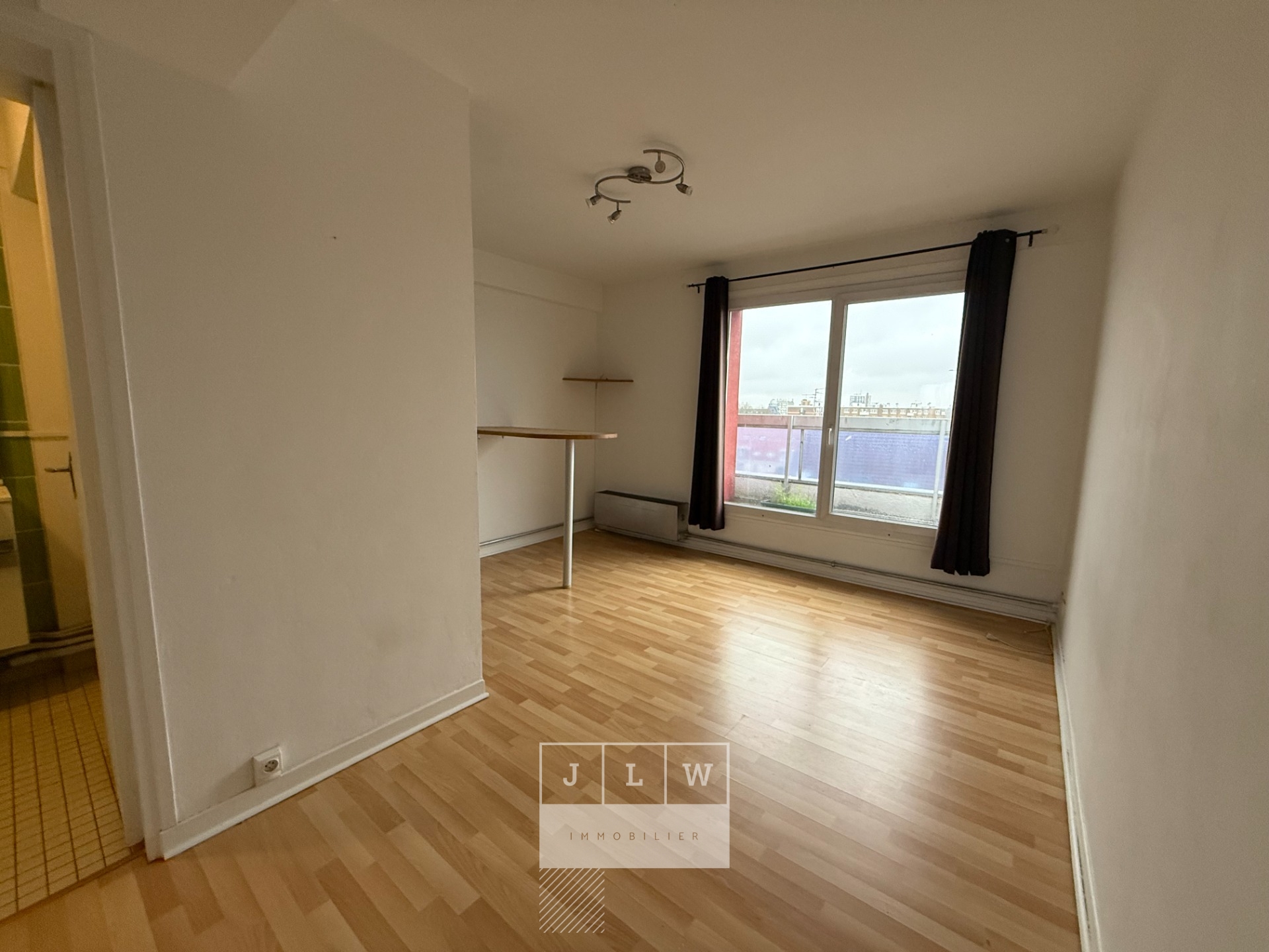 Xxc sr123 studio non meuble de 26 25m rue nationale Photo 2 - JLW Immobilier Xxc sr123 studio non meuble de 26 25m rue nationale Photo 2 - JLW Immobilier