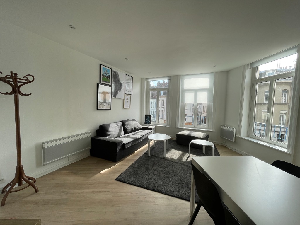 Yat sr123 lille t2 meuble secteur solferino 395m2 Photo 1 - JLW Immobilier