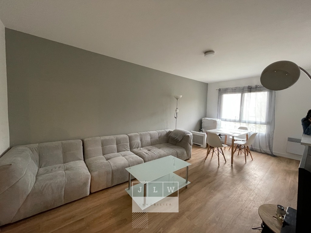 Ybq sr123 t2 meuble vauban 48m2 parking privatif Photo 1 - JLW Immobilier