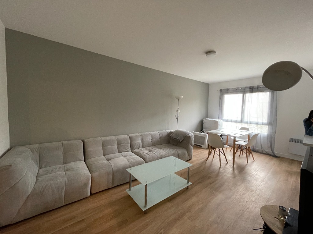 Ybq sr123 t2 meuble vauban 48m2 parking privatif Photo 3 - JLW Immobilier