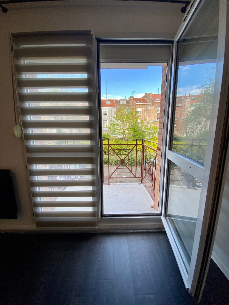 Studio avec balcon et parking Photo 2 - JLW Immobilier