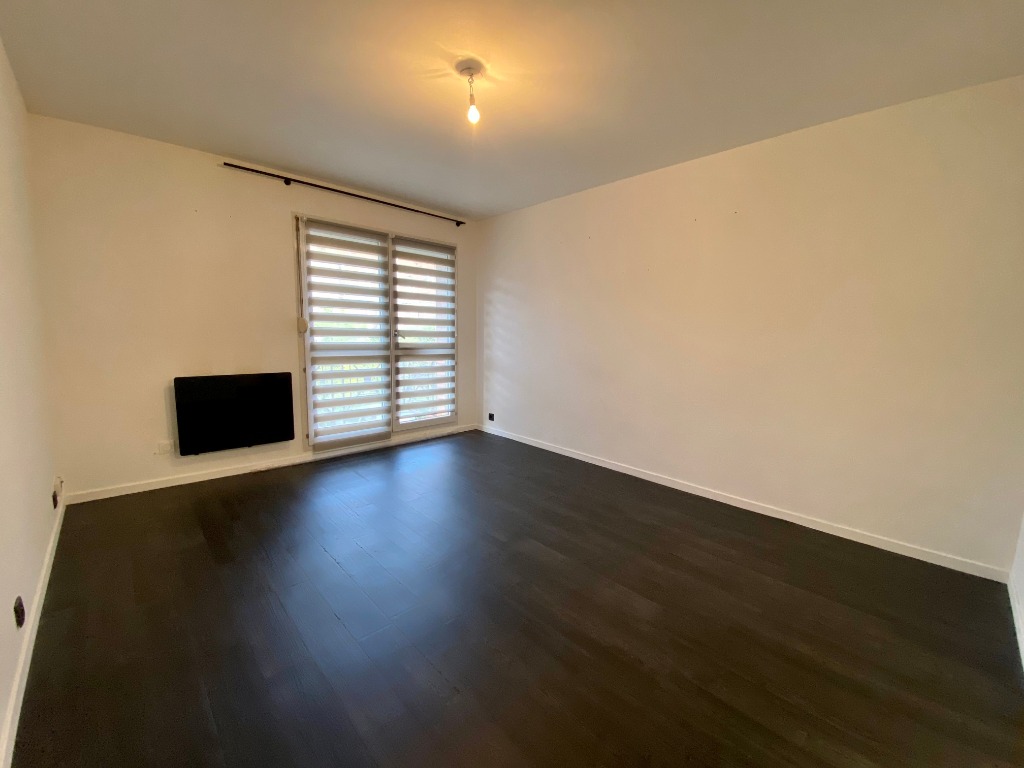 Studio avec balcon et parking Photo 4 - JLW Immobilier