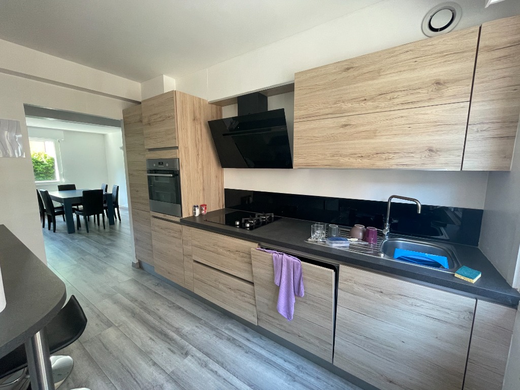 Yjr ll152 lille t3 meuble parking wazemmes Photo 4 - JLW Immobilier Yjr ll152 lille t3 meuble parking wazemmes Photo 4 - JLW Immobilier