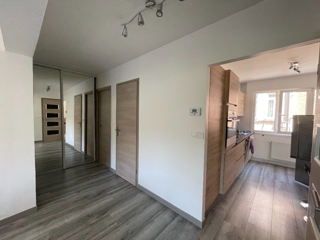 Yjr ll152 lille t3 meuble parking wazemmes Photo 5 - JLW Immobilier Yjr ll152 lille t3 meuble parking wazemmes Photo 5 - JLW Immobilier