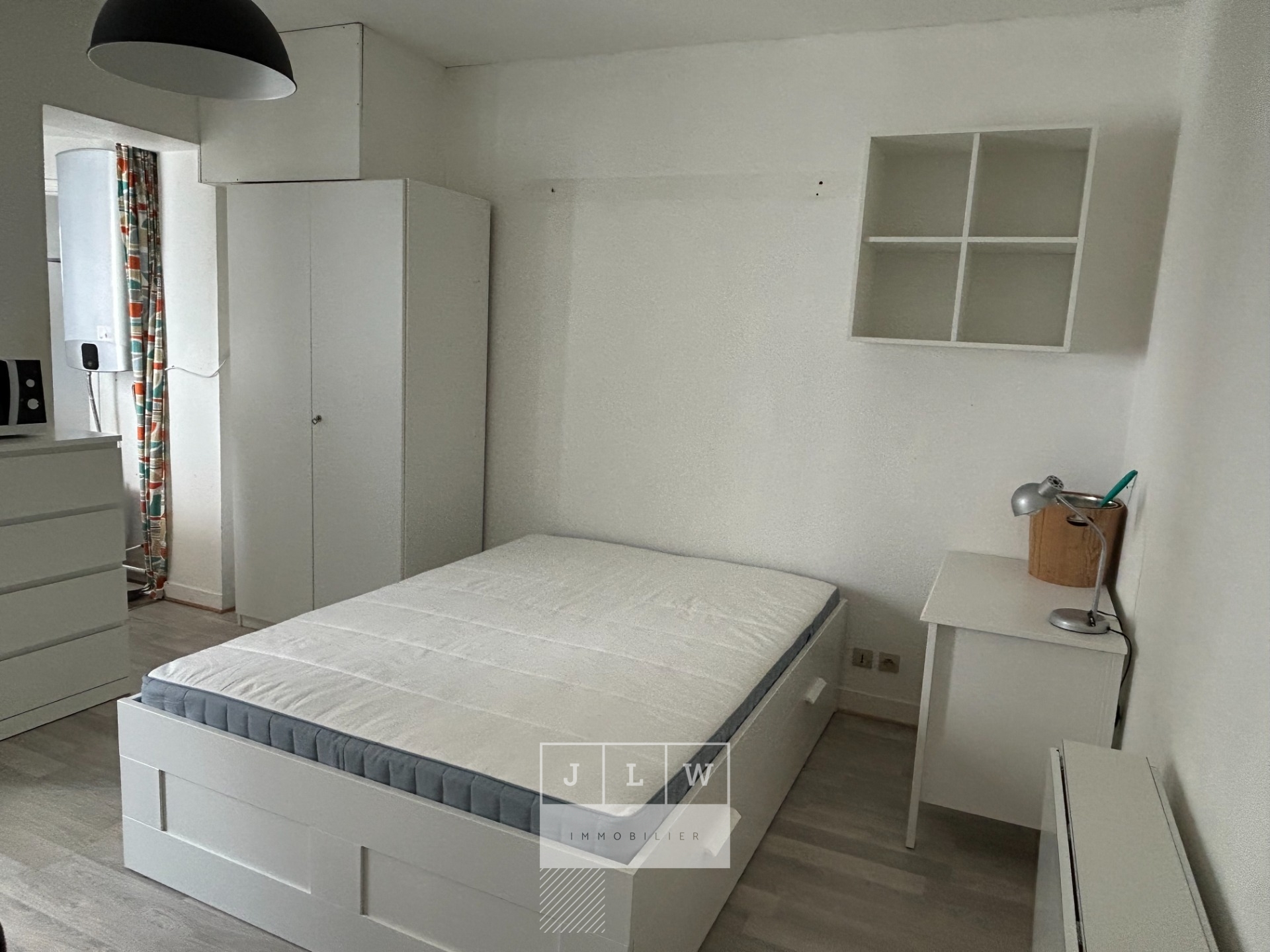 Yxg ll152 studio meuble 19 06m st michel Photo 1 - JLW Immobilier