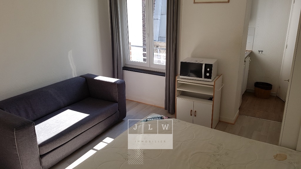 Yxg ll152 studio meuble 19 06m st michel Photo 2 - JLW Immobilier