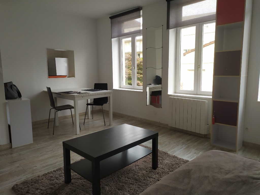 Yzd ll152 gambetta wazemmes type 2 meuble Photo 1 - JLW Immobilier Yzd ll152 gambetta wazemmes type 2 meuble Photo 1 - JLW Immobilier