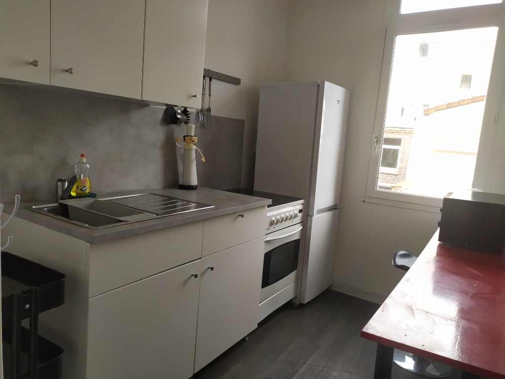 Yzd ll152 gambetta wazemmes type 2 meuble Photo 3 - JLW Immobilier Yzd ll152 gambetta wazemmes type 2 meuble Photo 3 - JLW Immobilier