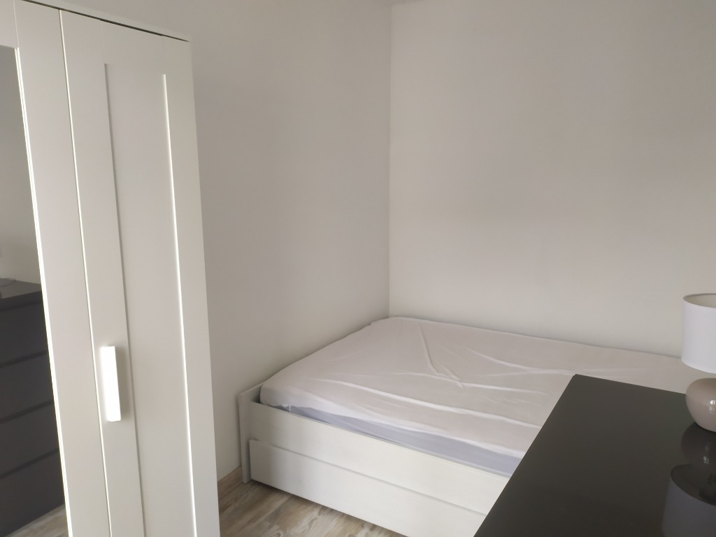 Yzd ll152 gambetta wazemmes type 2 meuble Photo 5 - JLW Immobilier Yzd ll152 gambetta wazemmes type 2 meuble Photo 5 - JLW Immobilier