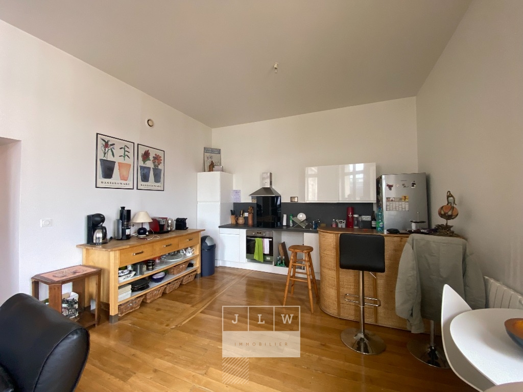 Zau ll152 vieux lille t3 non meuble de 72m Photo 6 - JLW Immobilier