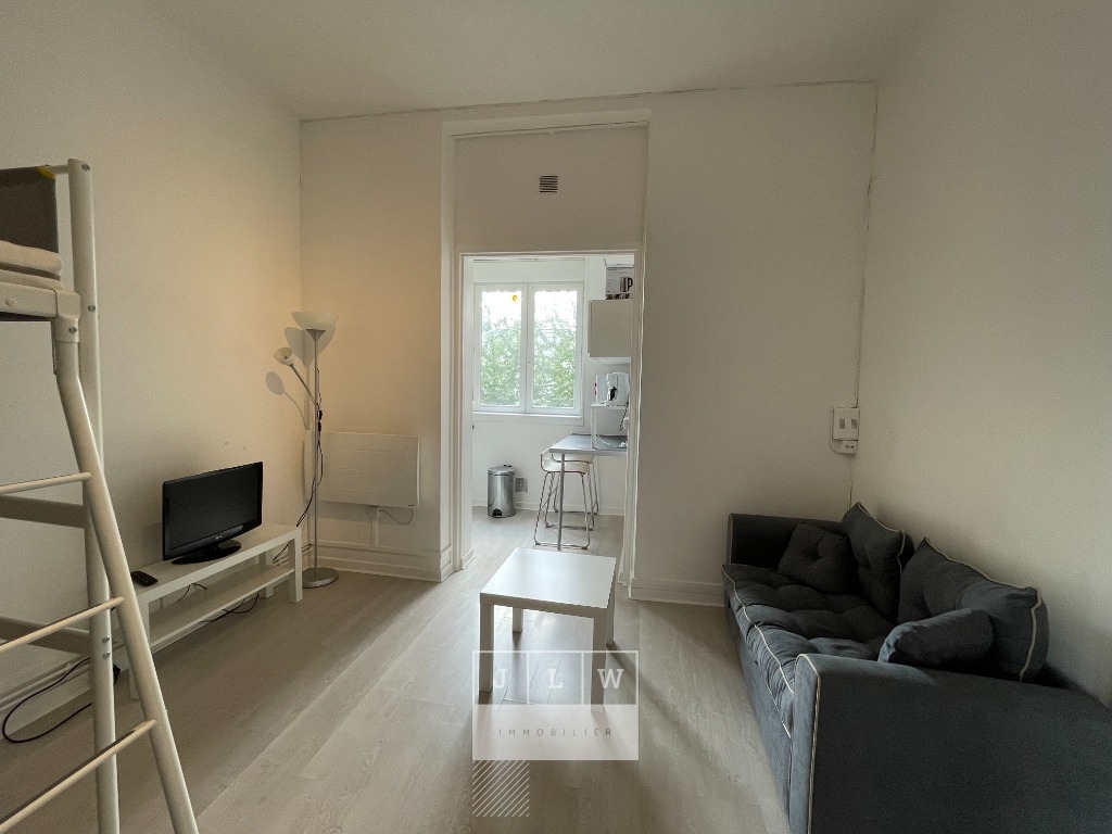 Zbu ll152 lille centre studio meuble rue gambetta Photo 4 - JLW Immobilier Zbu ll152 lille centre studio meuble rue gambetta Photo 4 - JLW Immobilier