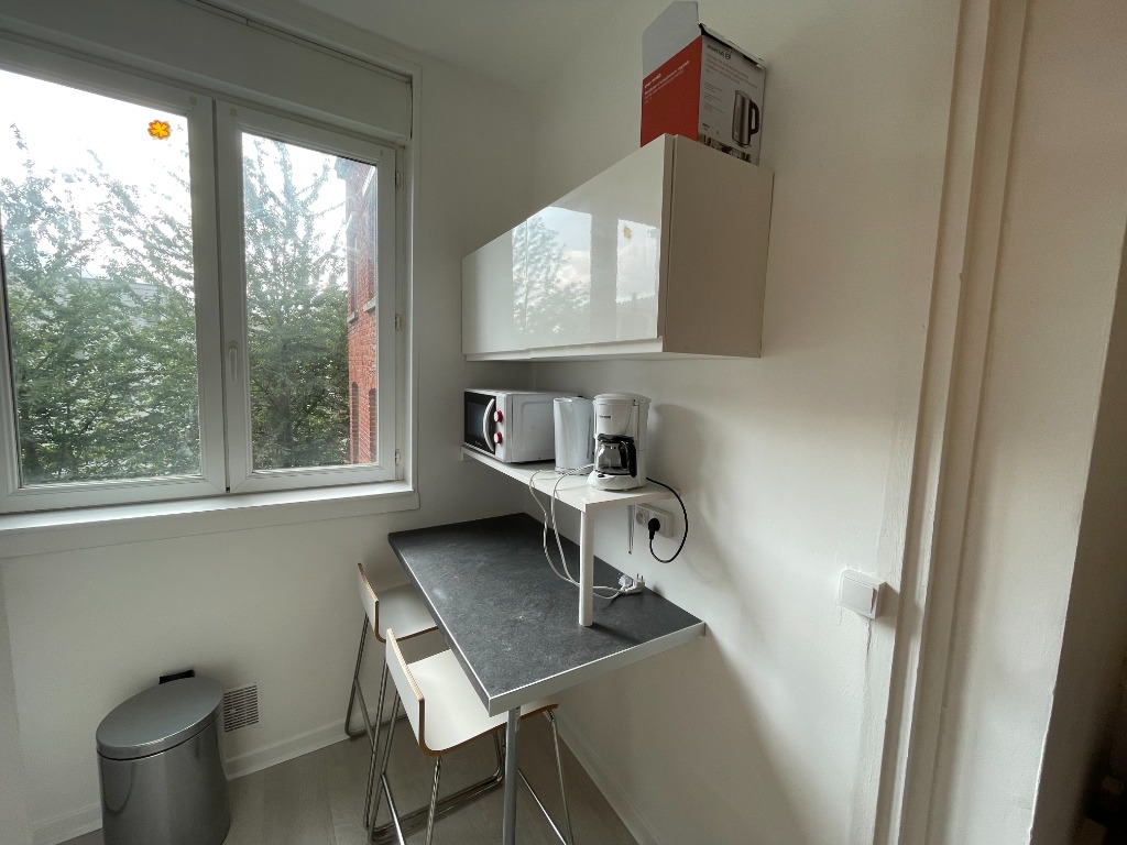 Zbu ll152 lille centre studio meuble rue gambetta Photo 4 - JLW Immobilier Zbu ll152 lille centre studio meuble rue gambetta Photo 4 - JLW Immobilier