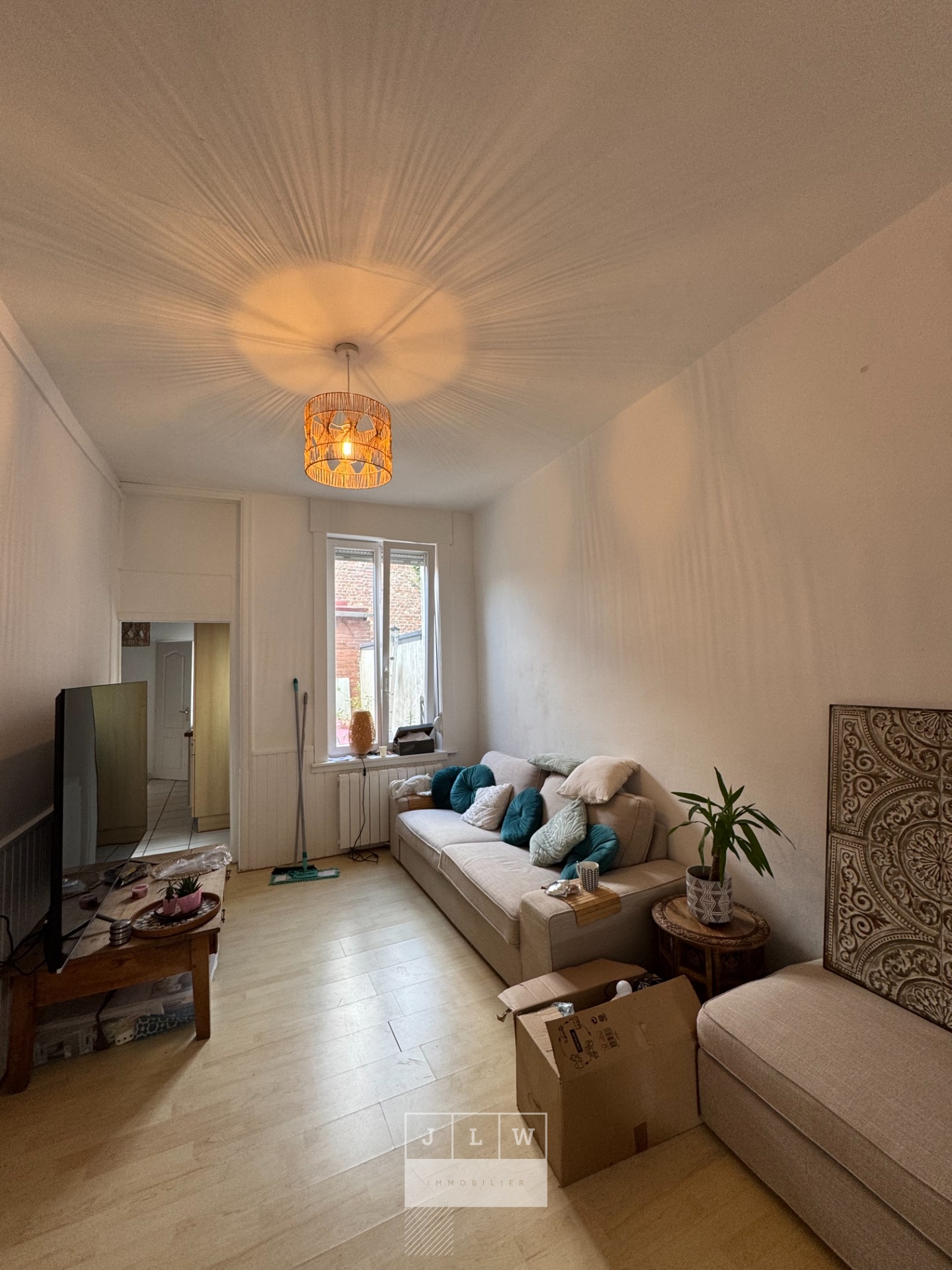 Zfk sr123 lille t2 non meuble cour privative Photo 2 - JLW Immobilier Zfk sr123 lille t2 non meuble cour privative Photo 2 - JLW Immobilier