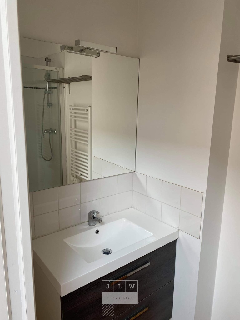 Zfq ll152 vieux lille t1bis mezzanine Photo 8 - JLW Immobilier