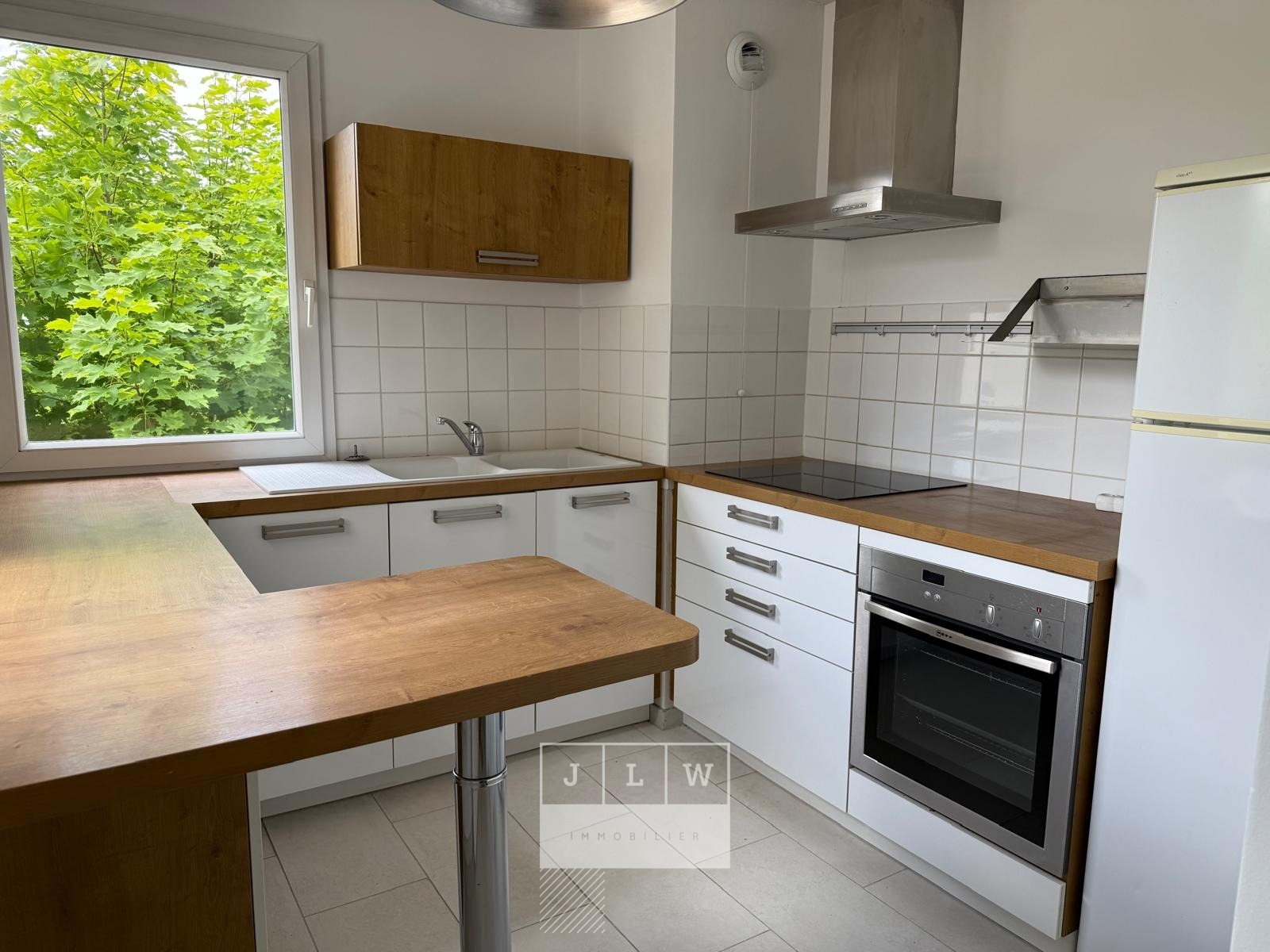 Zlw ll152 republique duplex 2 chambres terrasse parking Photo 3 - JLW Immobilier Zlw ll152 republique duplex 2 chambres terrasse parking Photo 3 - JLW Immobilier