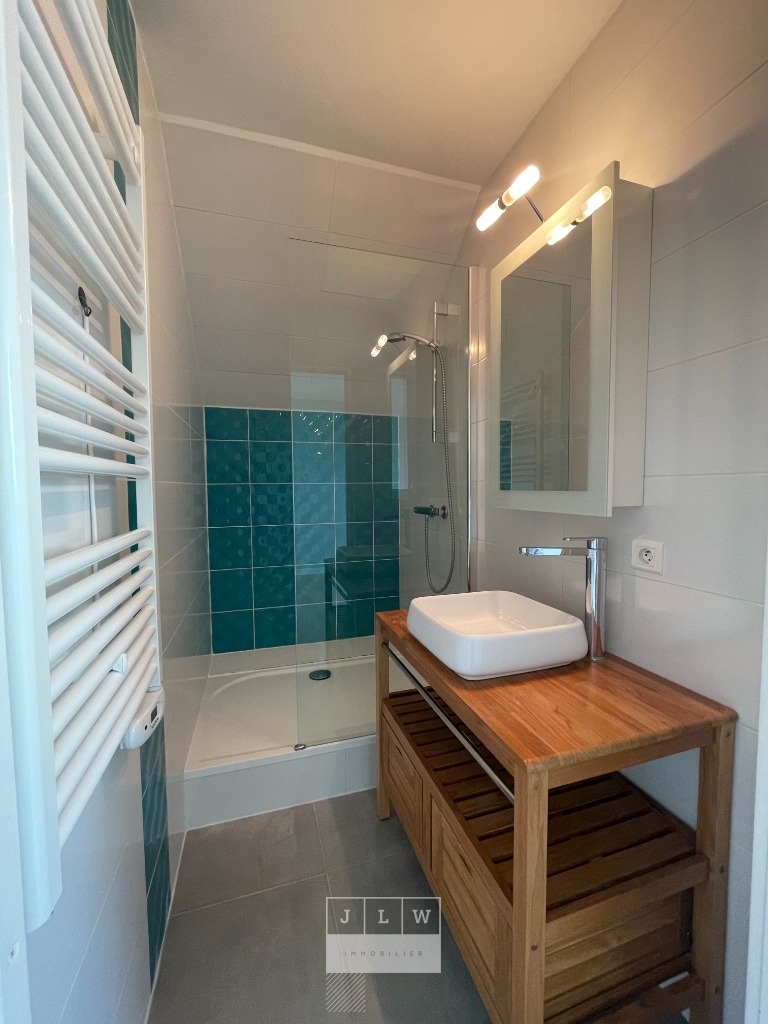 Zlw ll152 republique duplex 2 chambres terrasse parking Photo 8 - JLW Immobilier Zlw ll152 republique duplex 2 chambres terrasse parking Photo 8 - JLW Immobilier
