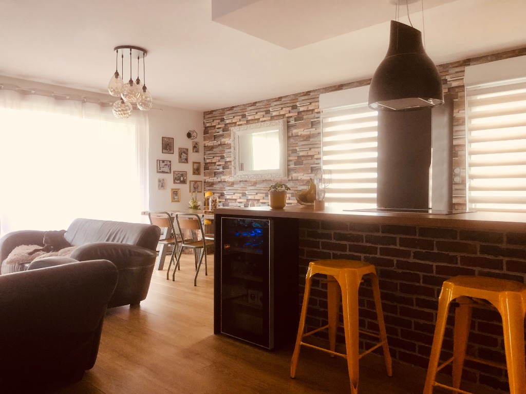 Superbe appartement traversant 3 chambres avec terrasse Photo 5 - JLW Immobilier Superbe appartement traversant 3 chambres avec terrasse Photo 5 - JLW Immobilier