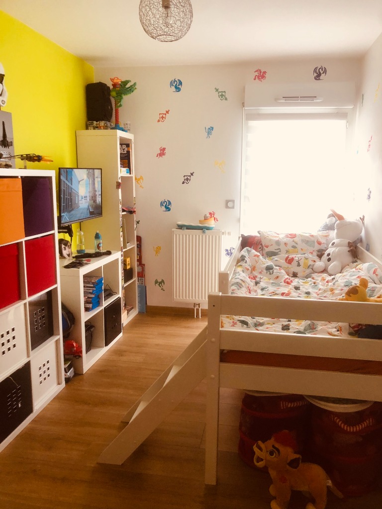 Superbe appartement traversant 3 chambres avec terrasse Photo 9 - JLW Immobilier Superbe appartement traversant 3 chambres avec terrasse Photo 9 - JLW Immobilier