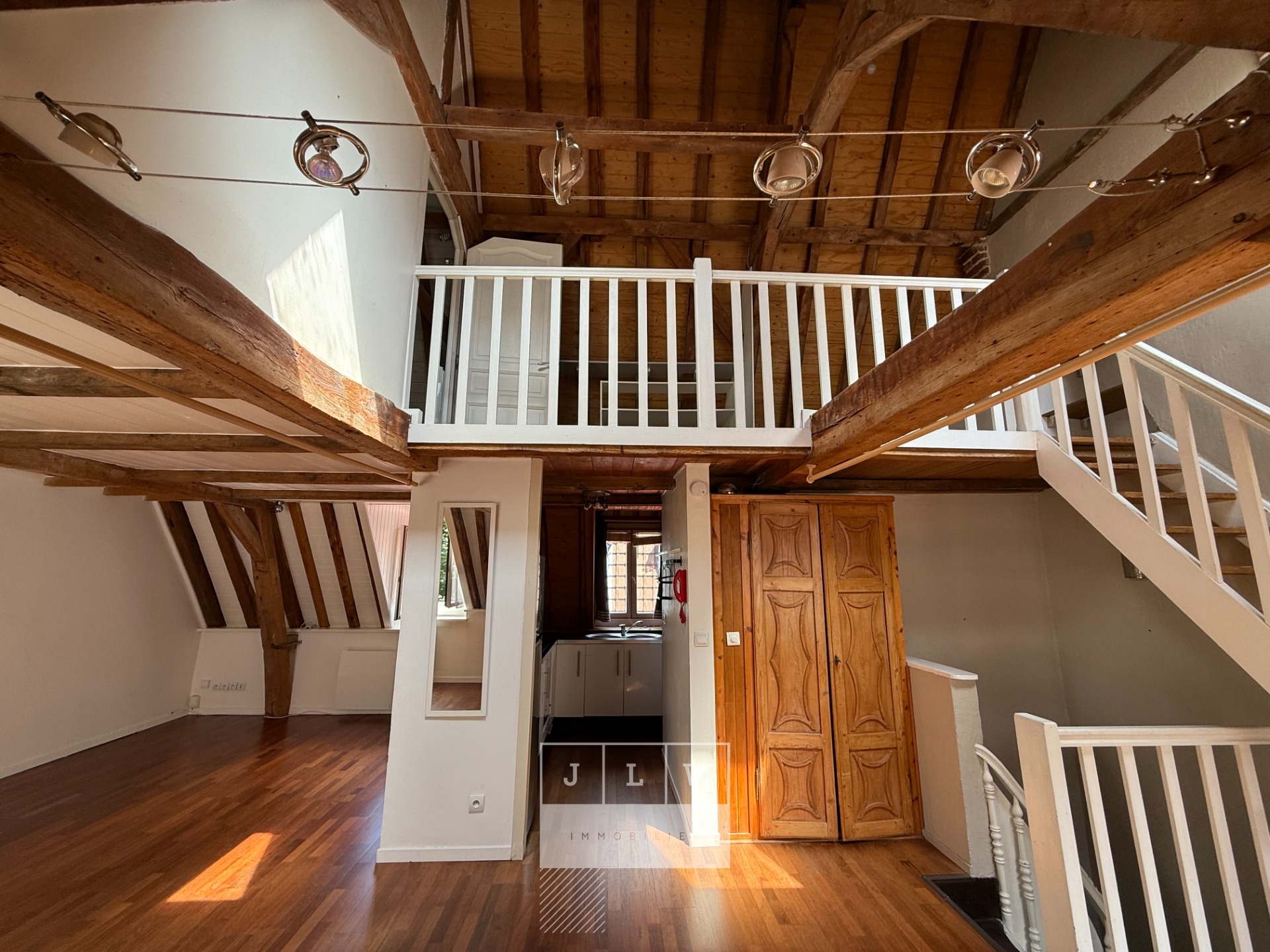 Zro sr123 lille centre duplex grand t1bis Photo 2 - JLW Immobilier