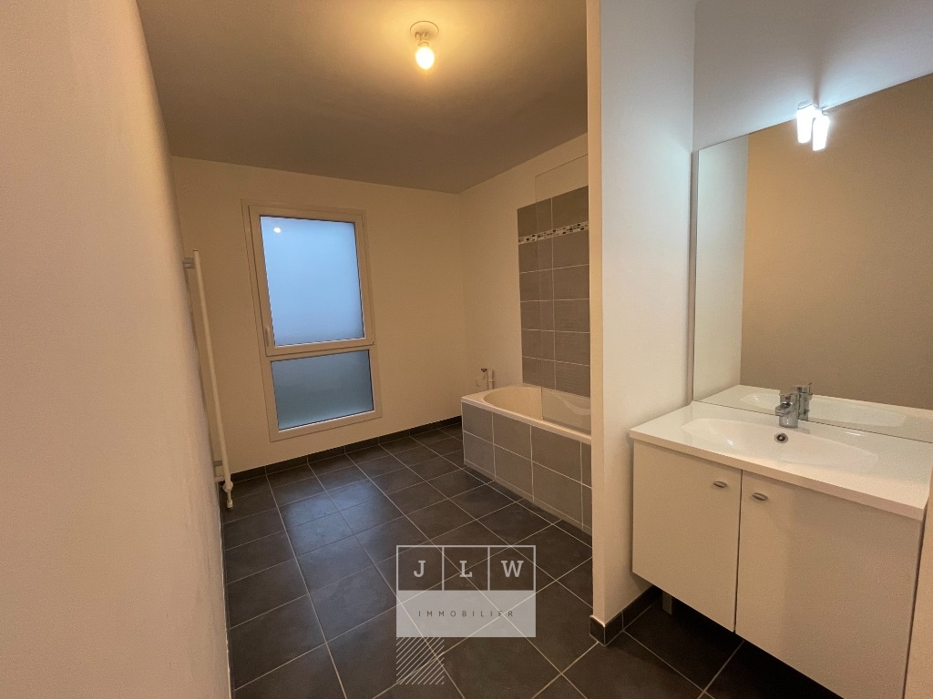 Zss ll152 marquette lez lille t2 49 31m2 Photo 7 - JLW Immobilier Zss ll152 marquette lez lille t2 49 31m2 Photo 7 - JLW Immobilier