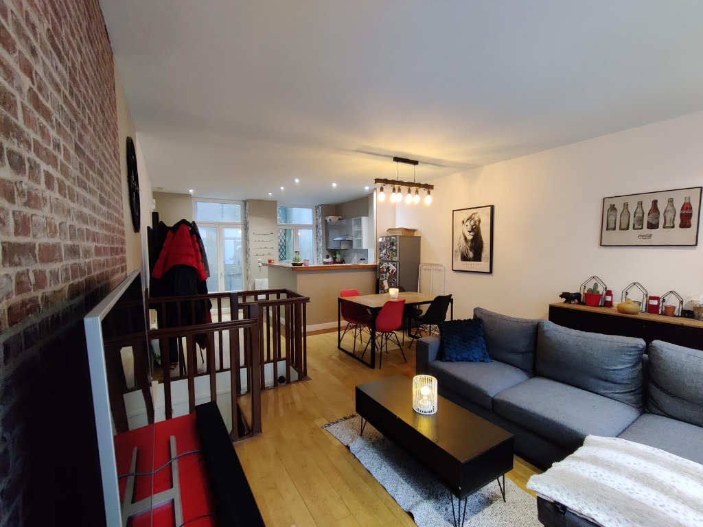 Grand t2 avec terrasse 71m2 Photo 1 - JLW Immobilier